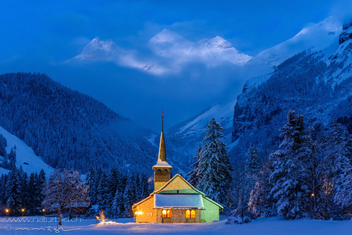 Kandersteg Kirche Winter